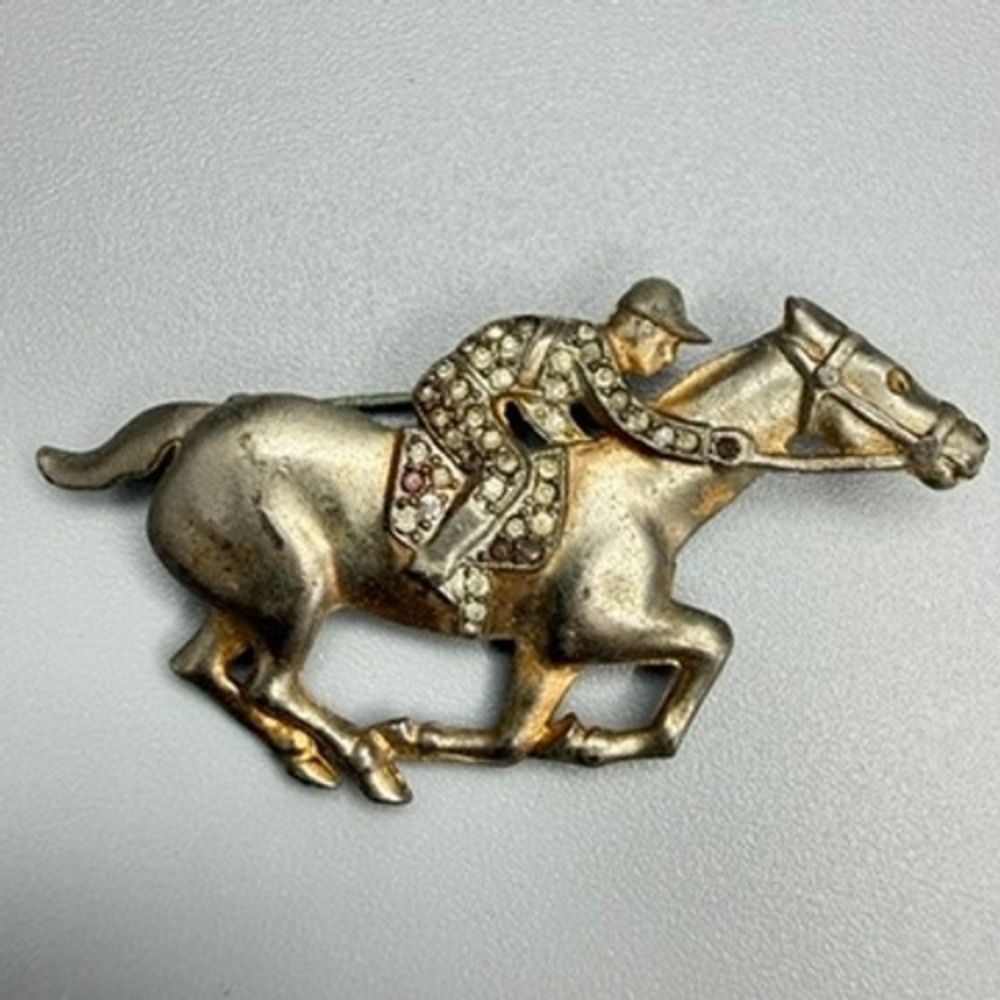 Rare VTG Pot Metal Horse and Jockey Brooch 2.5" c. 1930s‎ Racehorse Seabiscuit